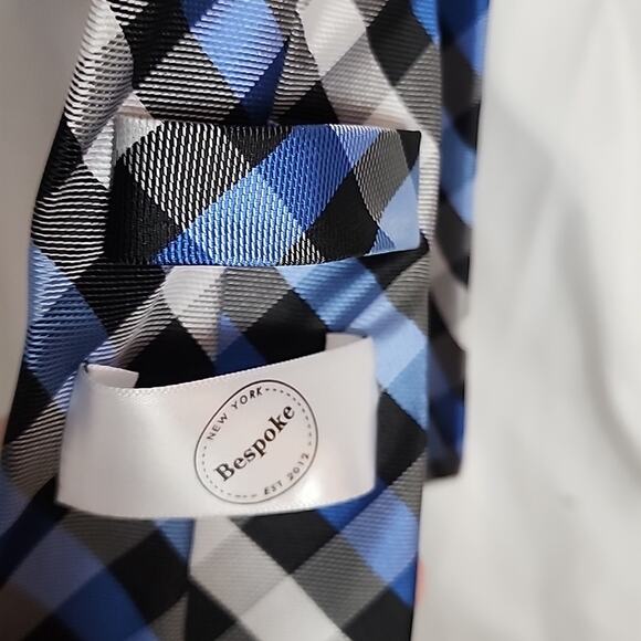 Bespoke Slim Fit White Button Down Shirt with Tie and Pocket Square, NWT - Picture 7 of 8